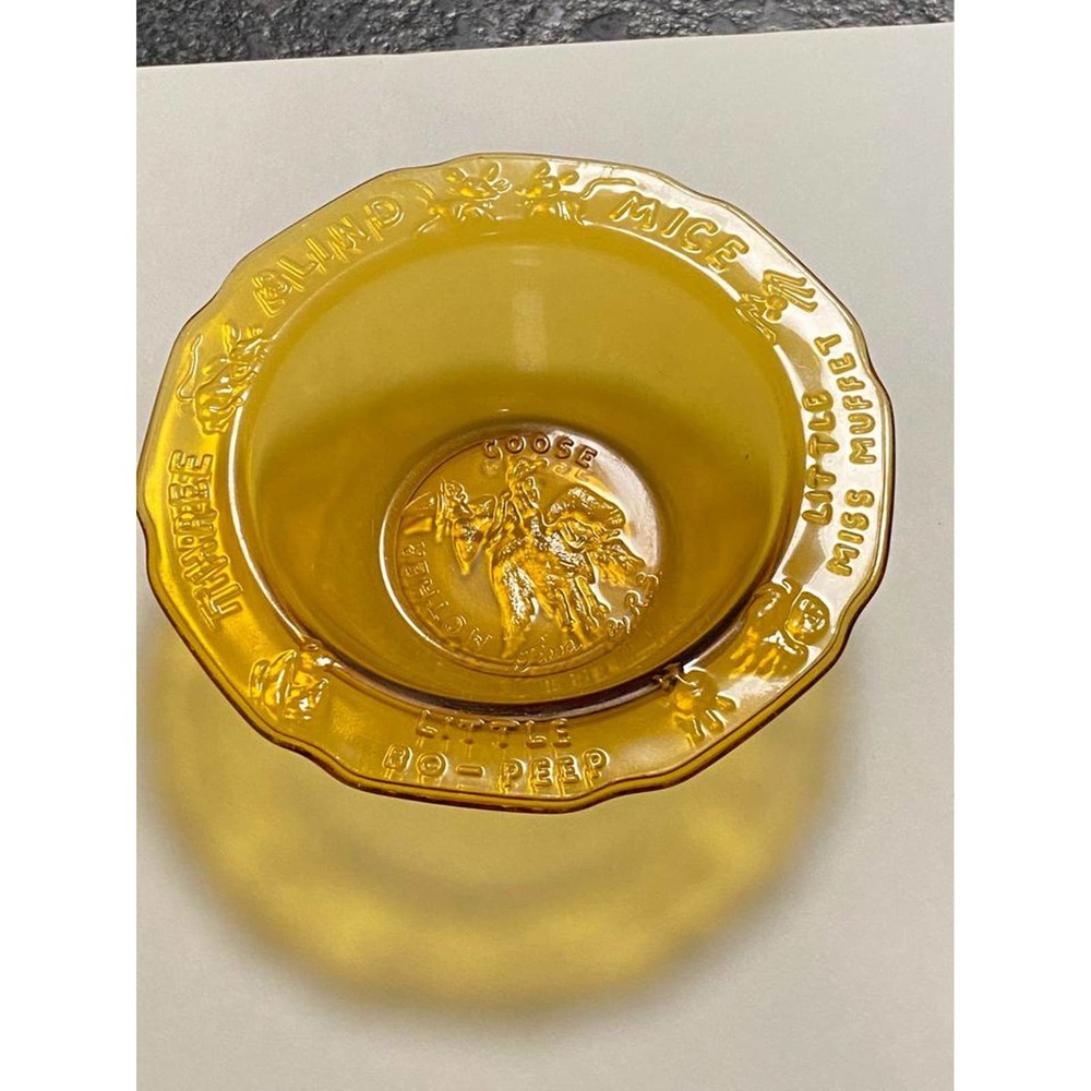 Tiara Exclusives 2-pc Set 6-1/2" Nursery Rhyme Mother Goose Amber Glass bowls - Picture 4 of 10